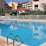Appartement Spacieux 65M2, Avec Piscine Et Parking